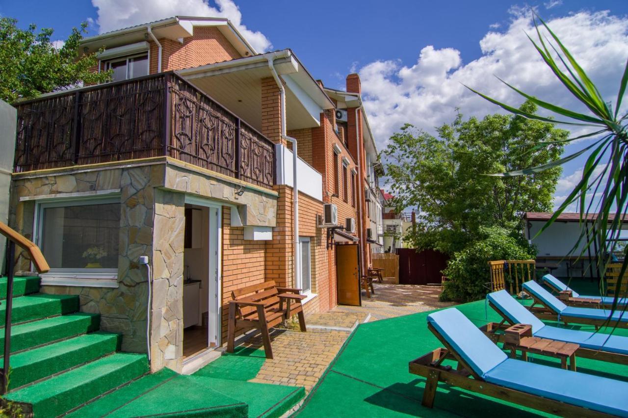 Sea View Apartments Odessa Dış mekan fotoğraf