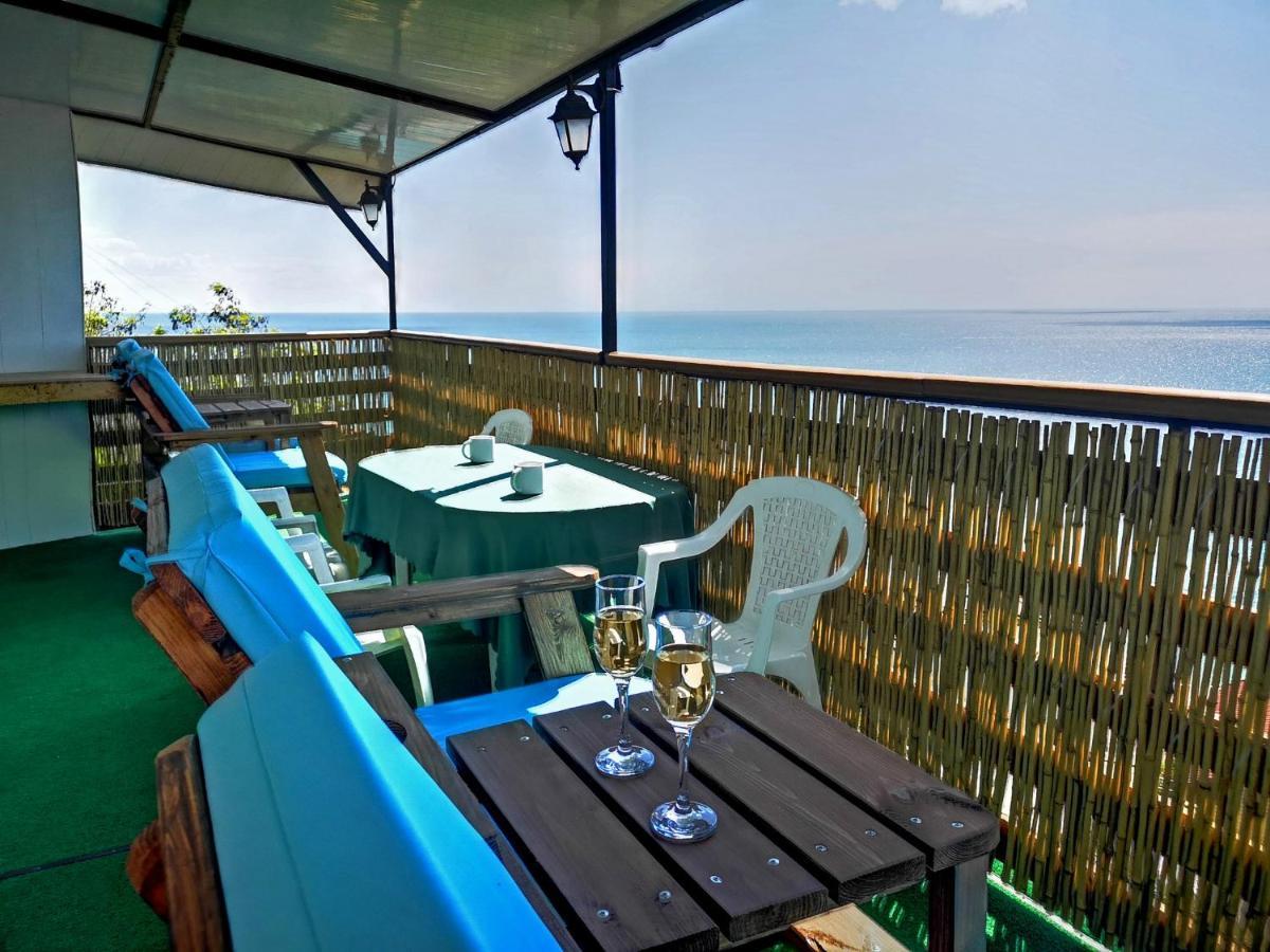 Sea View Apartments Odessa Dış mekan fotoğraf