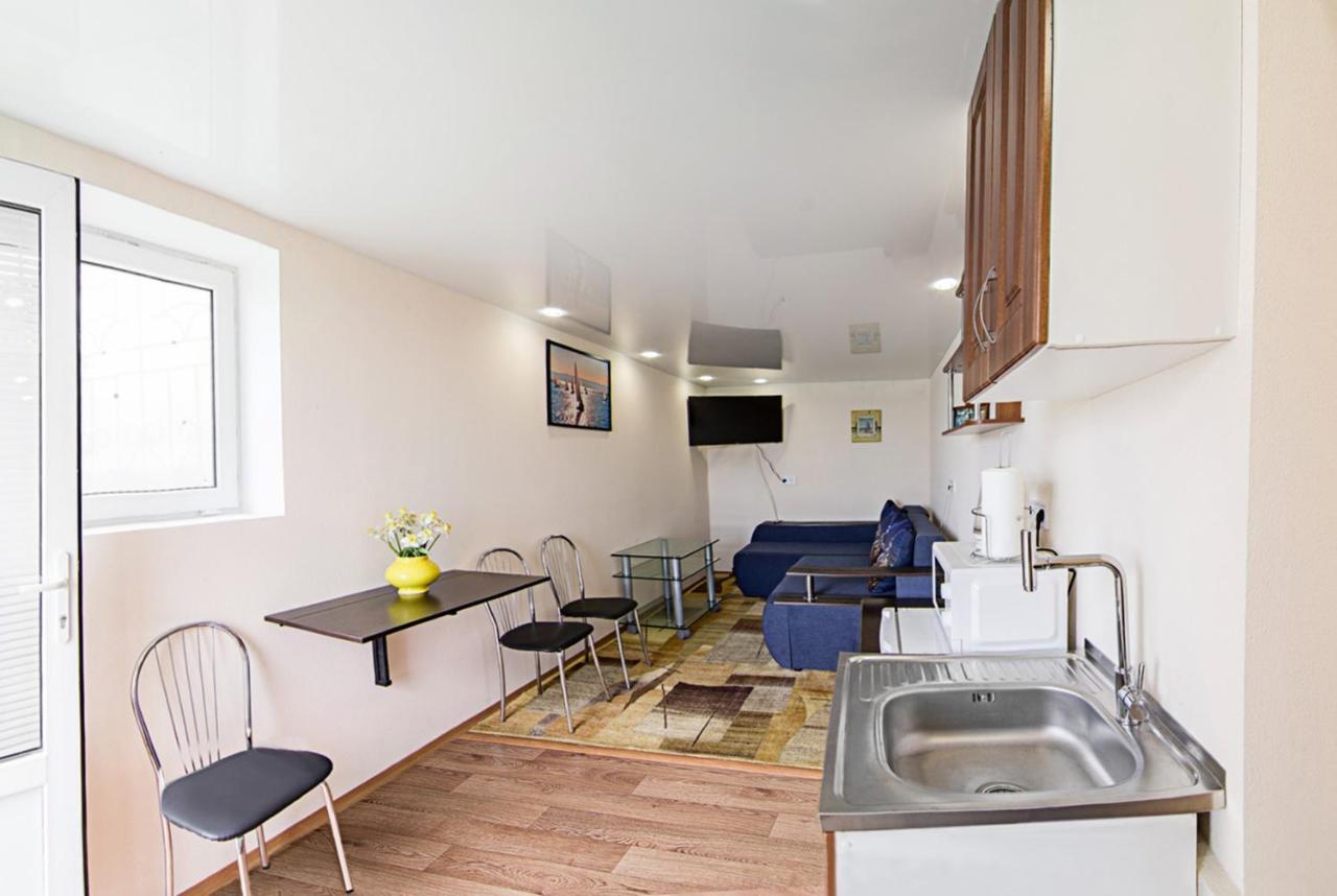 Sea View Apartments Odessa Dış mekan fotoğraf